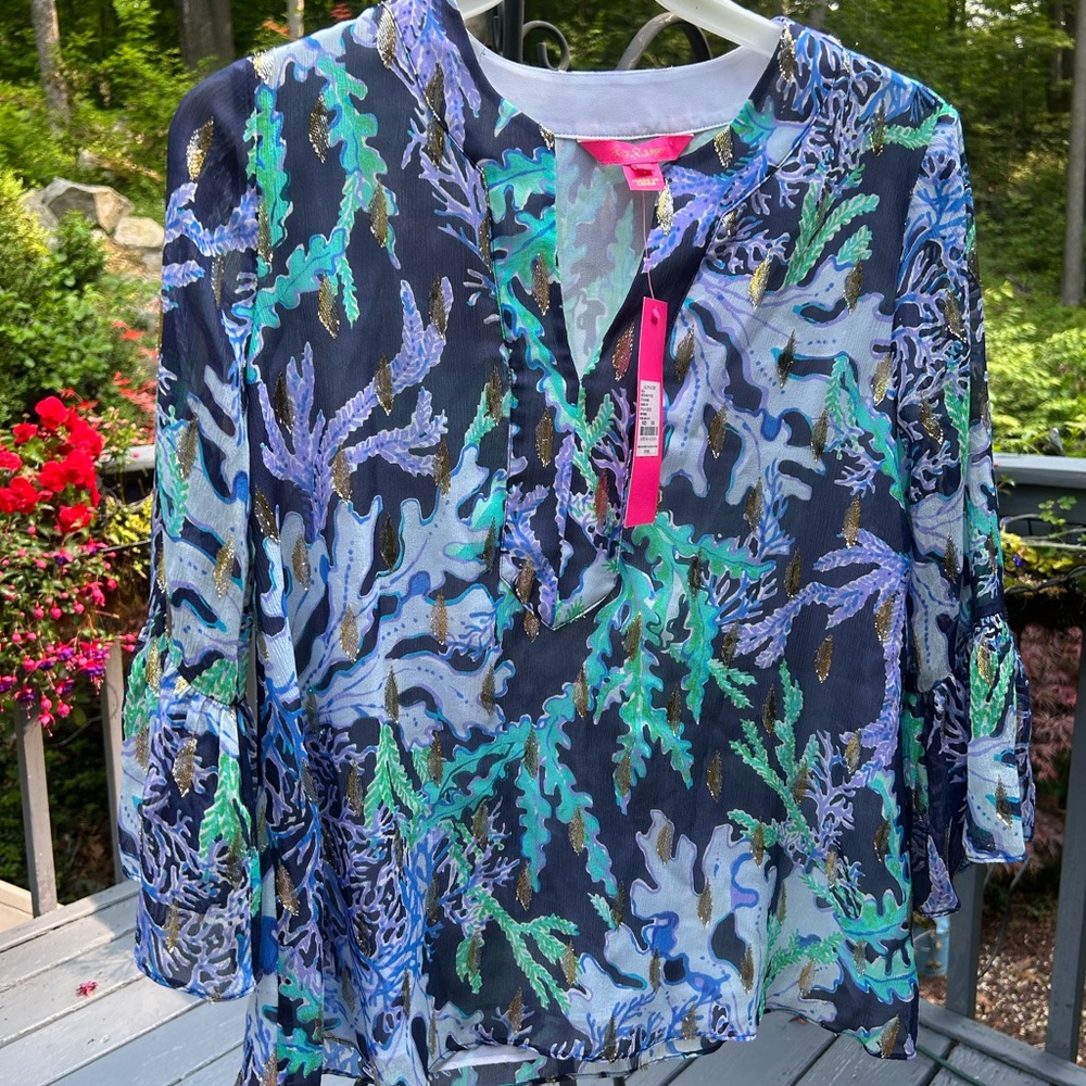 Lilly Pulitzer Blue Green Graphic Blouse with 3/4 Sleeves